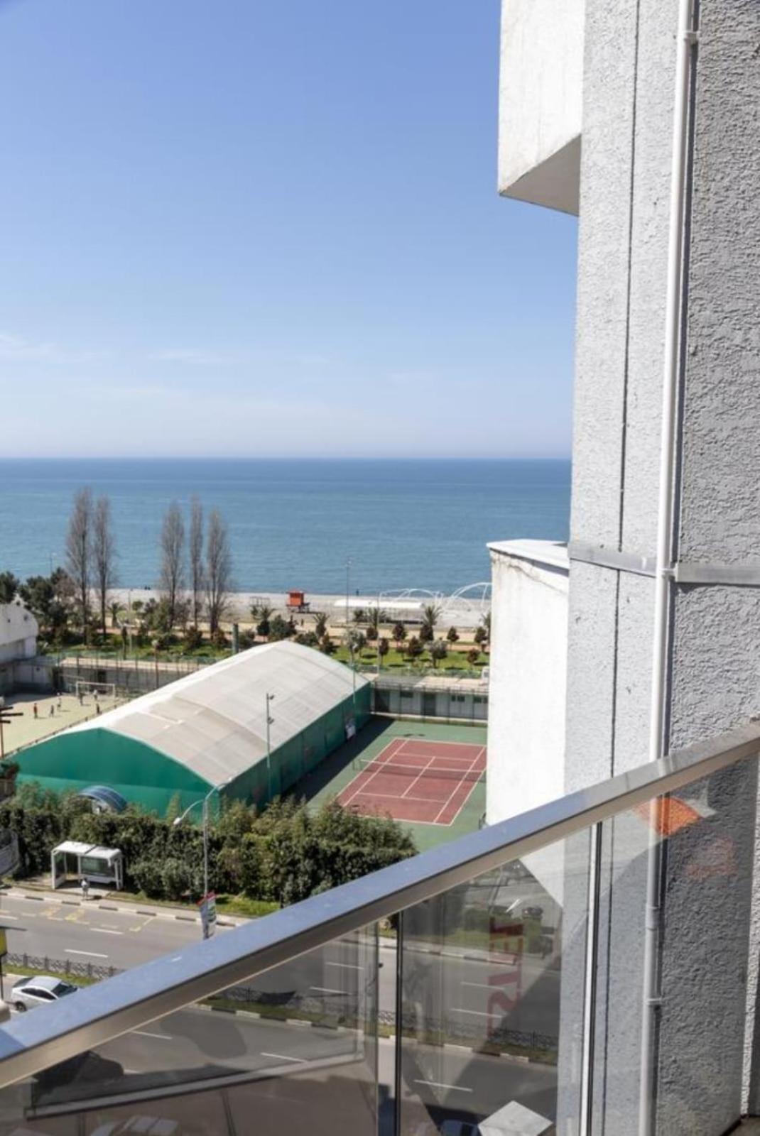 Apartment Orbi Lux Батуми Экстерьер фото