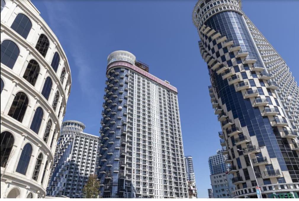 Apartment Orbi Lux Батуми Экстерьер фото